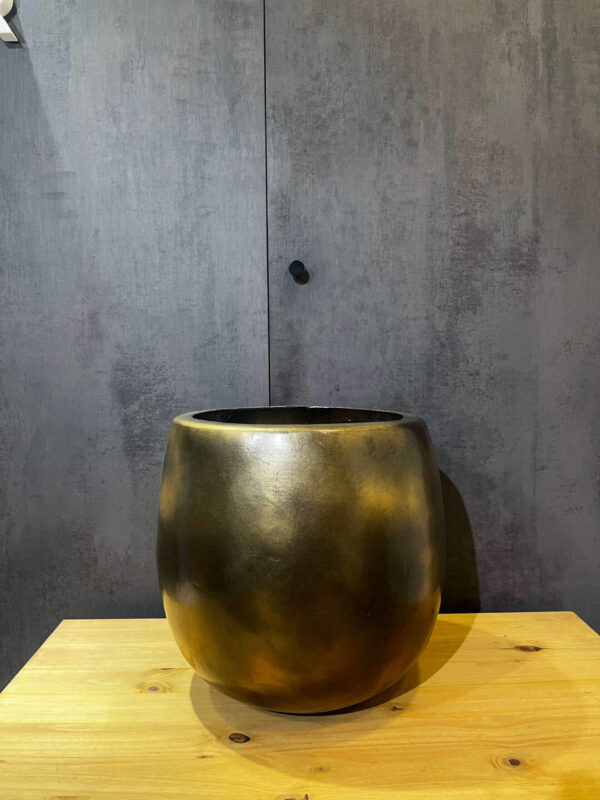 Maceta goti dorado